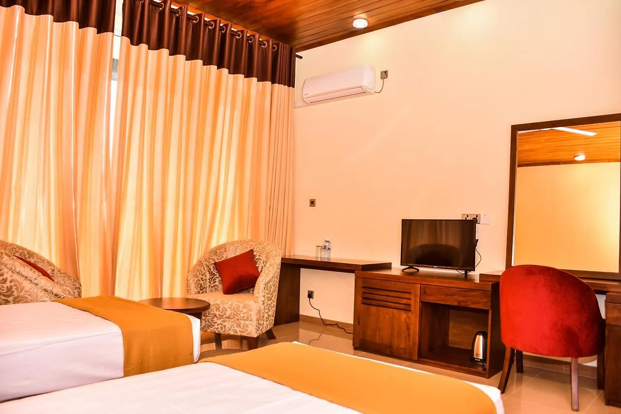 Lavinia Hotel Negombo 0*,