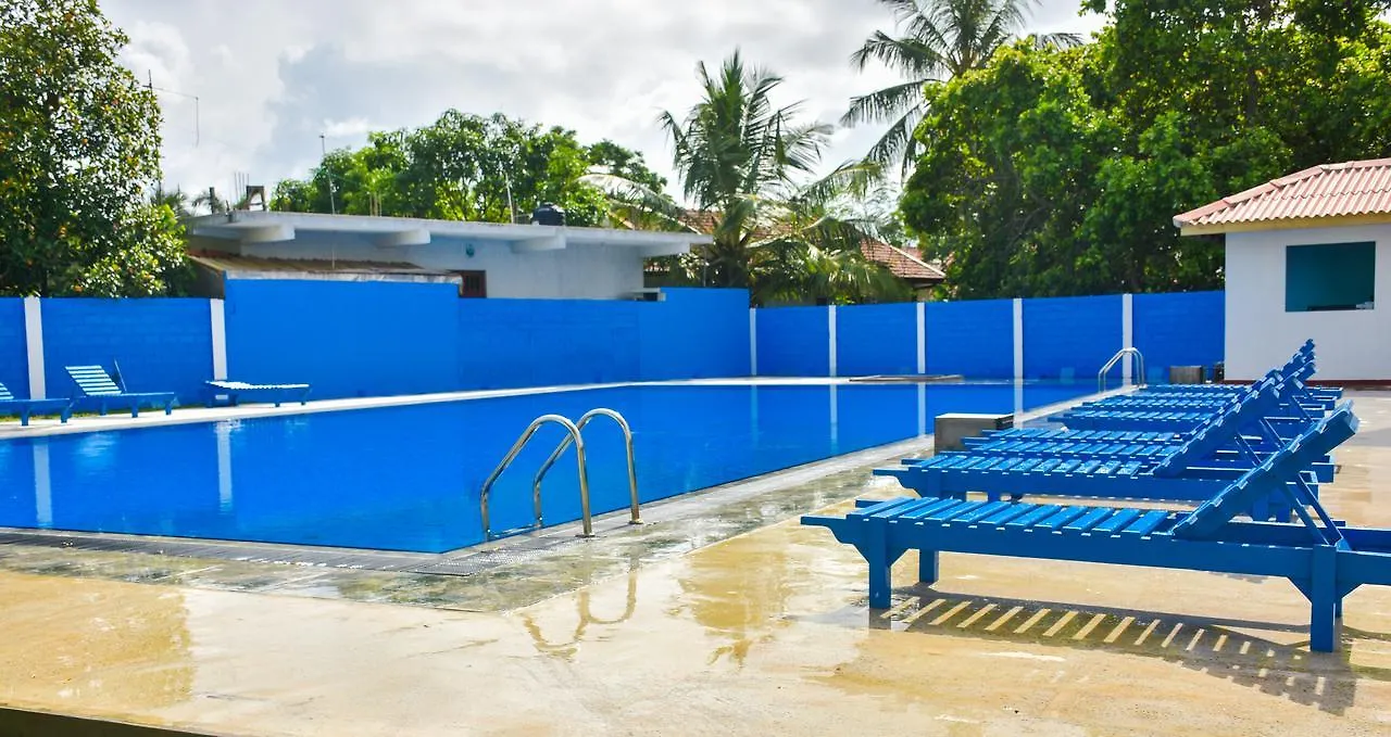 Lavinia Hotel Negombo 0*,